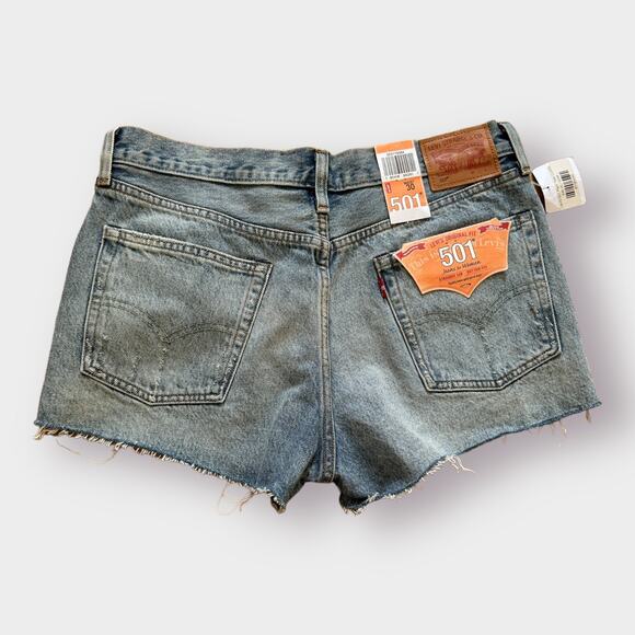 Levi's 501‎ Palm Tree Cutoffs - Picture 2 of 6